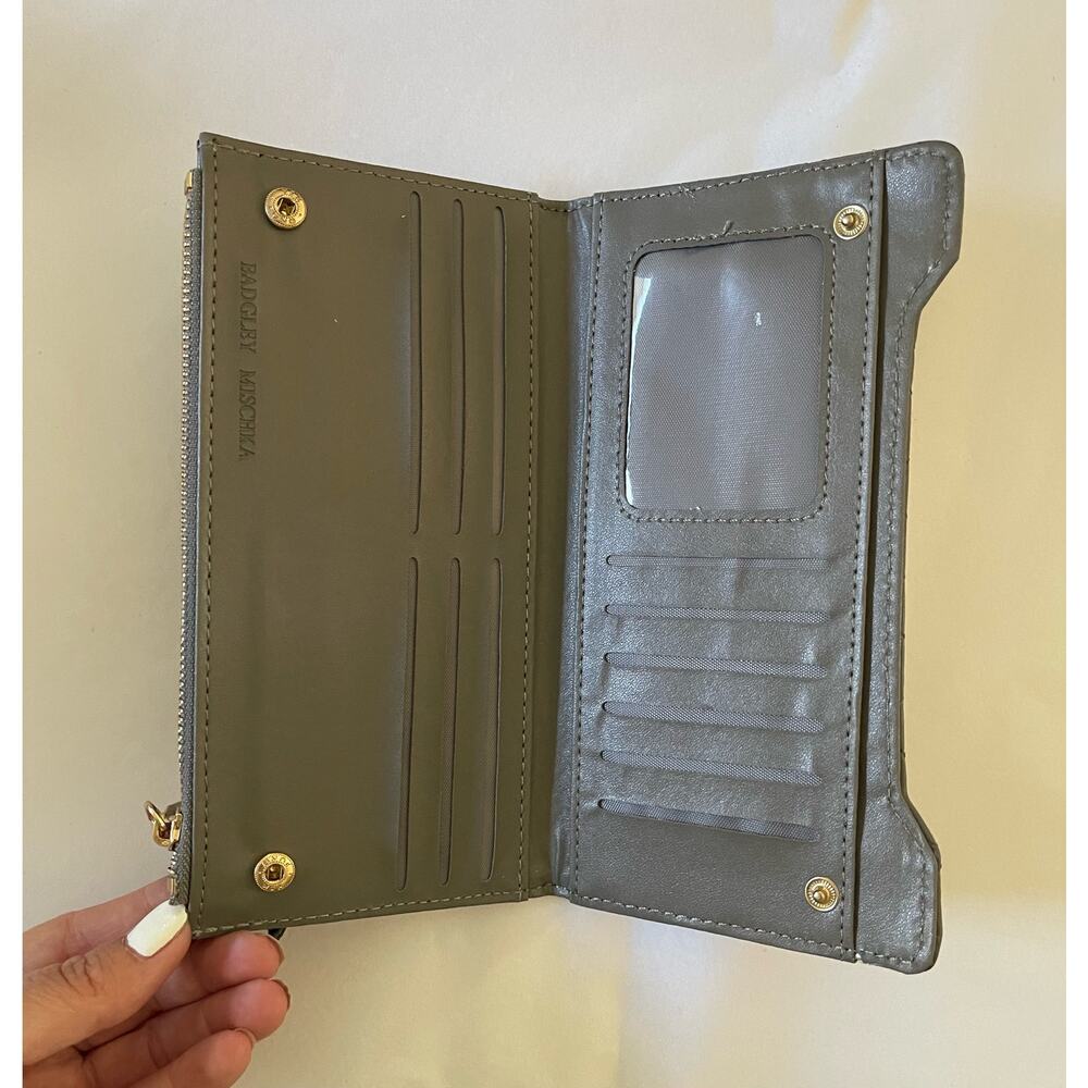 Badgley Mischka Long Cards Wallet, NWT Grey - Picture 2 of 6